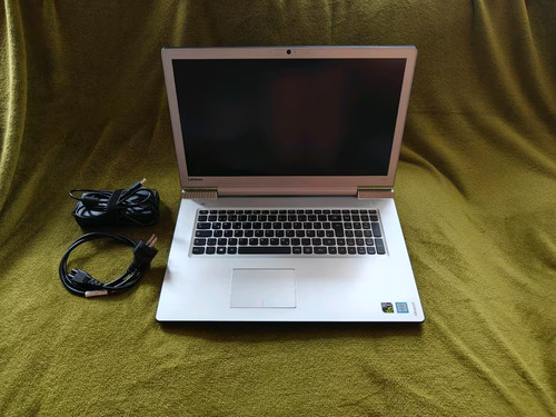 Lenovo laptop intel i7 - 17,3,