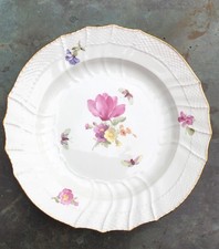 KPM Berlin Teller Neuosier Blumen Schmetterlinge Goldrand 1. Wahl D 21,5cm