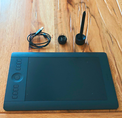 Wacom intuos pro - wacom, medium