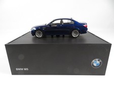 1:43 Kyosho BMW M5 E60 Händlermodell blau 