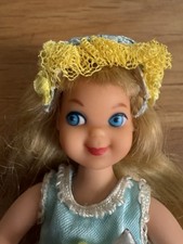 Vintage blonde Tutti in #3615 Flower Girl 1968