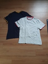 2 x T-Shirt Paket Gr. M / L Neu Shirts Konvolut Set Schick stylisch