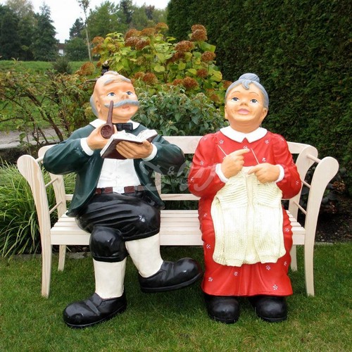Xxxl oma opa auf holzbank - opa,