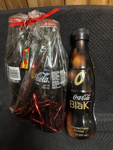 Coca cola bottles - of, blak