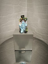 Toms Drag Mops Mademoiselle 4644 Handbemalt Blattgold