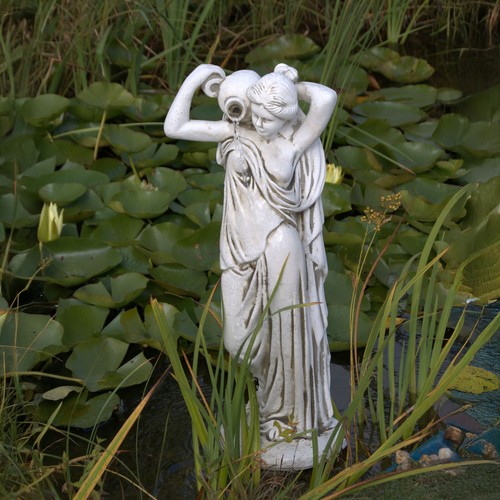 Frau mit wasserkrug wasserlauf - wasserkrug,