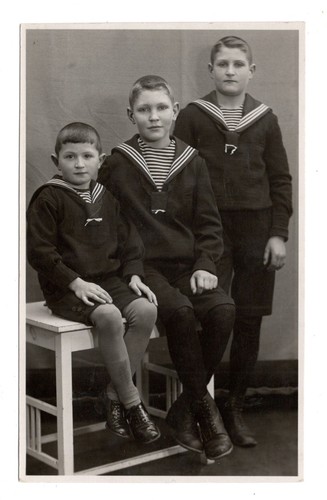 Foto jungen im - ak,
