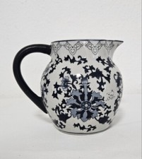 Krug , Milch o. Wasserkrug