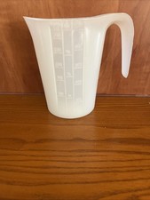 DDR Pneumant Meßbecher 500 ml