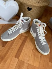 Nike Blazer Damen Mädchen Leder High Sneaker Mid Vintage Suede Grau Gr. 39 / 38