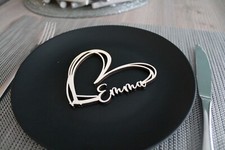 Geschenkanhänger Valentinstag aus Holz in Herzform mit Name (personalisiert)