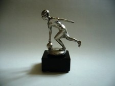 Pokal  als Kegelfigur Frau