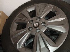  Vitara Felgensatz 2018 mit Sommerreifen 6000 KM gelaufen DOT 2018 Conti wie neu