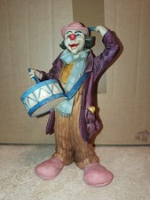 Goebel Figur Happy Clowns,  Clown spielt, Signatur 1989