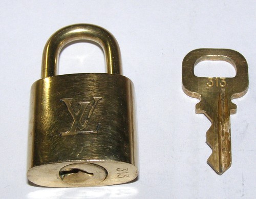 Louis vuitton schloss padlock - louis,