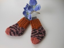 Puppensocken NEU gestrickt handgestrickt Fuß ca. 5 cm ungedehnt Puppenkleidung