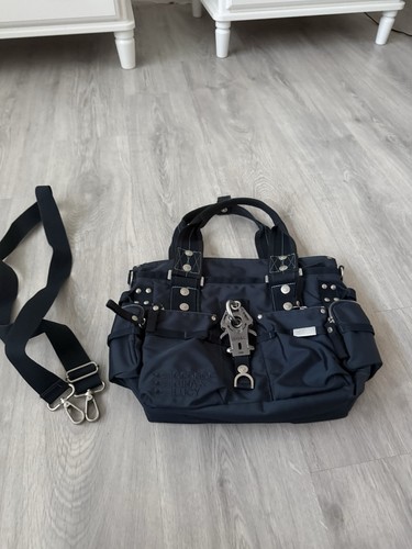George gina lucy tasche - george,