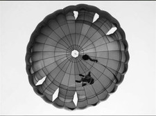 RS-9/2a Fallschirmkappe NVA DDR Fallschirmjäger