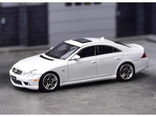Mercedes benz cls amg - 63,