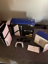 Playstation 5 Pro 2TB Bundle mit Laufwerk (Neuwertig siehe Beschreibung)
