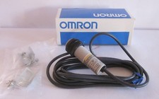Omron E3F2-DS10C4 Photoelectric Switch Näherungssensor Sensor NEU