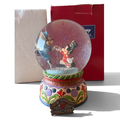 Disney showcase schneekugel - disney,