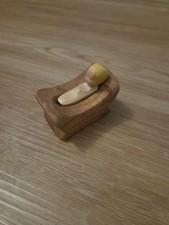 Holzspielzeug Ostheimer Krippe mit Kind (Kein Brandstempel Top Zustand)