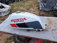 HONDA CG125 CG 125 MOTORRAD MOTORRAD KRAFTSTOFF BENZINTANK BAUGRUPPE 24