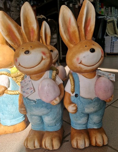 Große osterhasen figur mit - figur,