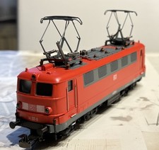 Märklin 3034  , E-Lok BR 141 ,  DB AG Ep. 5 , verkehrsrot , Metall , OVP