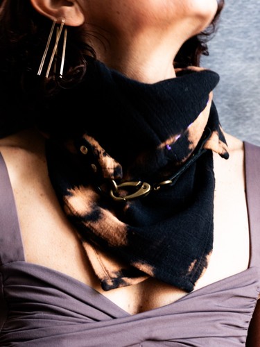 Black cotton muslin scarf - black,