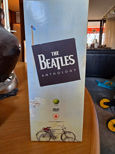 Apple the beatles anthology - apple,