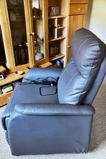 Fernsehsessel 3 Monate alt umständehalber für 300 Euro 