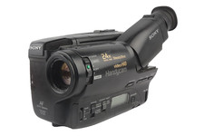 SONY CCD-TR750E PAL Video Hi8