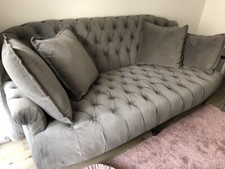 Sofa Chesterfield in Grau aus Samt wie Neu 3/4-Sitzer
