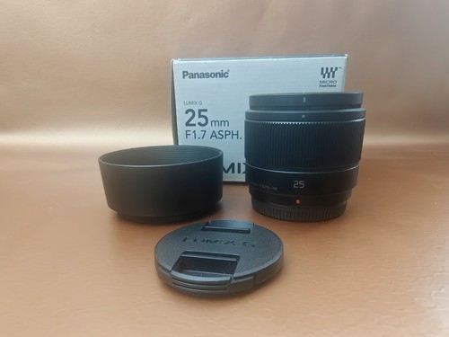 Lumix 25mm f1 - 25mm, f1.7
