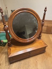 antike Psyche, Schminkspiegel