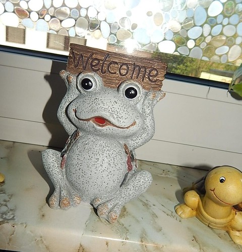 Frosch figur mit welcome - figur,
