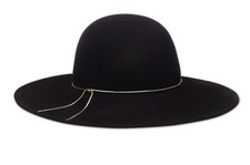 Eugenia Kim Designer Hut 100%