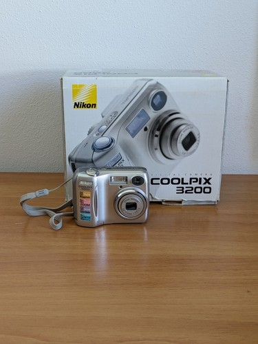 Nikon coolpix 3200 - coolpix,
