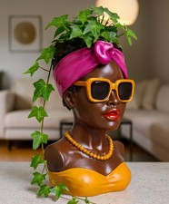 Frauenkopf Pflanzbüste