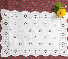 2x Spitzendeckchen weiss, Baumwolle, Schweiz - 50er Jahre | Art. 7463