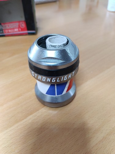 Steuerkopflager für