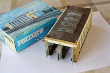 Vollmer N E-Lokschuppen mit Schließung; Fertig-Modell, OVP mit Bauanleitung