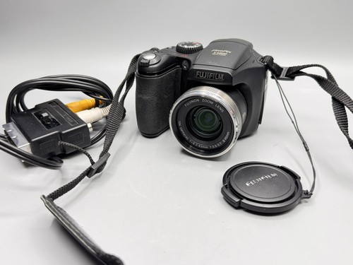 Fujifilm fine pix 5800 - s,