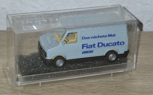 Praliné revell fiat - praliné, 1:87