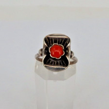 Figürlicher Damenring Blüte