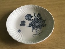 Royal Copenhagen Denmark Schale Weiß mit blaue Blumen Durchmesser 13,5 cm