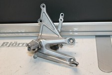 Honda CBR 1000 RR SC57 Fußrastenanlage Fußrastenplatte Fußraste rechts 04 -