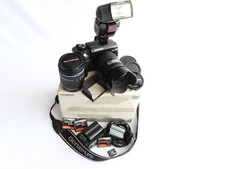 Olympus E-330 Digitalkamera + 2 Objektive 14-45+40-150 mm + Blitz + Zubehörpaket